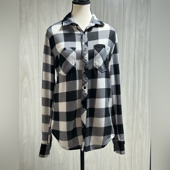 Carbon flannel long sleeve button down top size small - Picture 1 of 12
